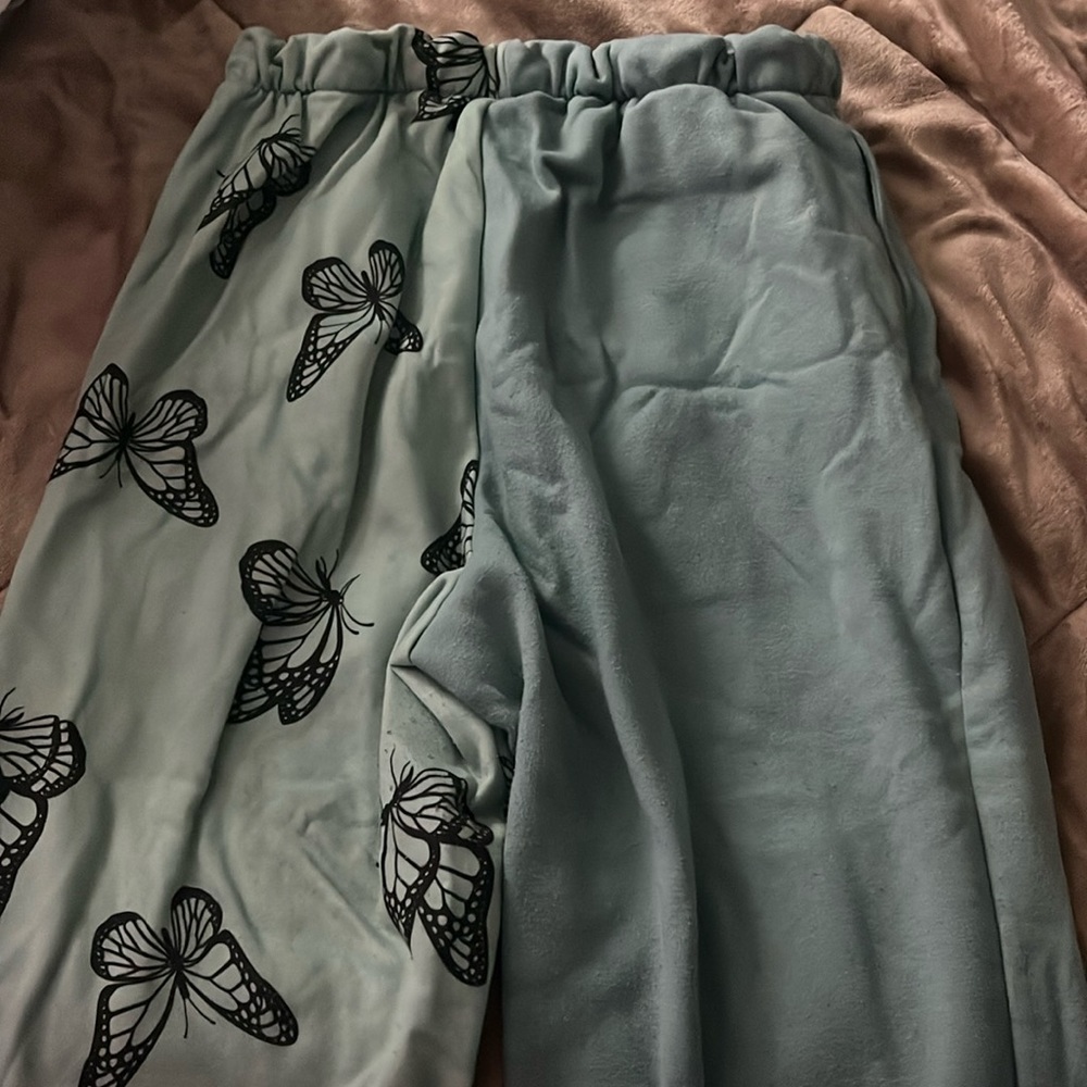 Butterfly design sweat pants